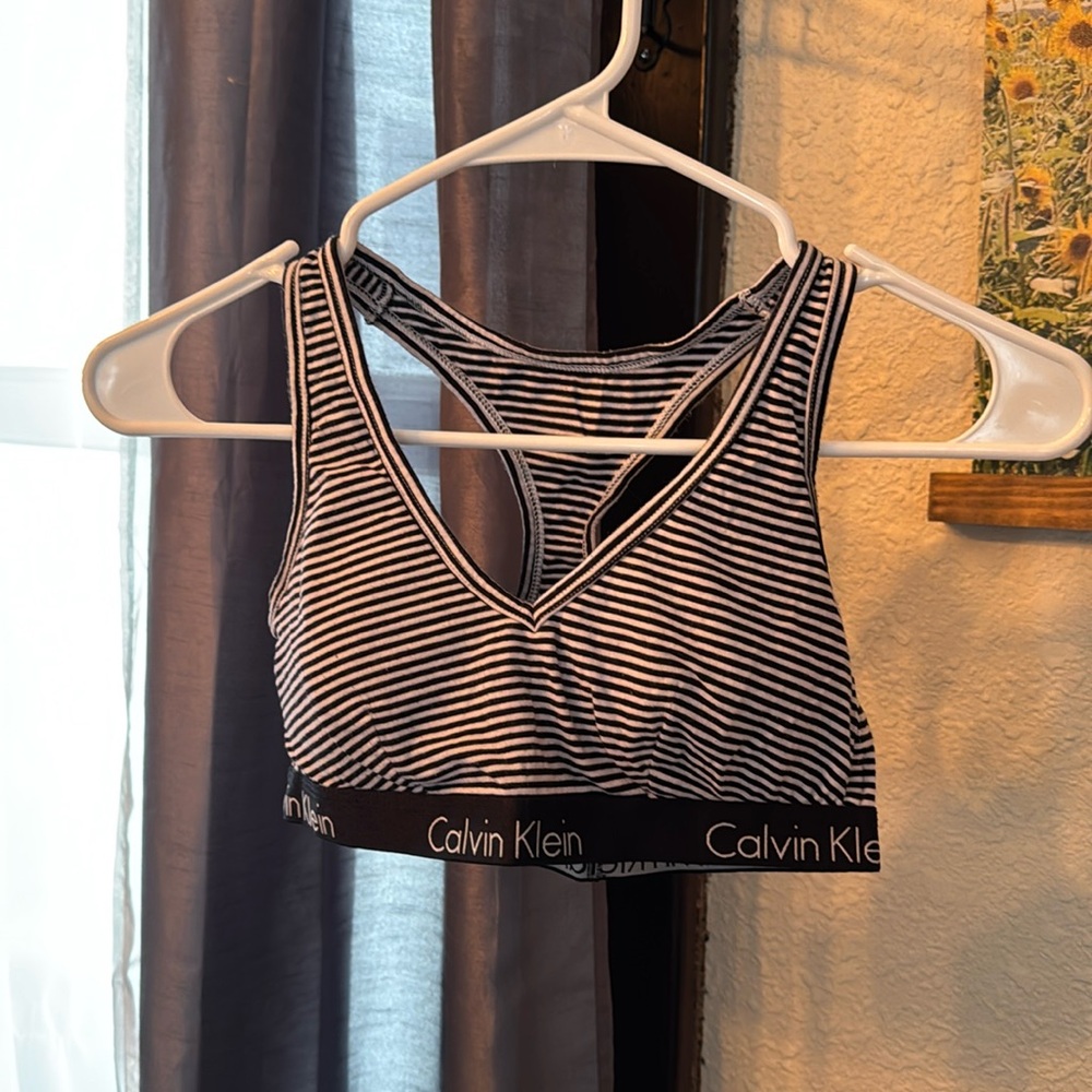 Calvin Klein, M, sports bra